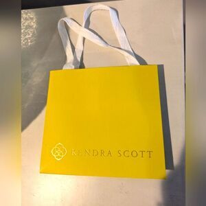 Kendra Scott Gift Bag